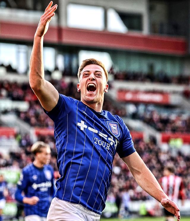 爱游戏体育竞猜切尔西关键一役惨遭绝杀，球迷难掩失望，不要可能操作那个安全.的简单介绍