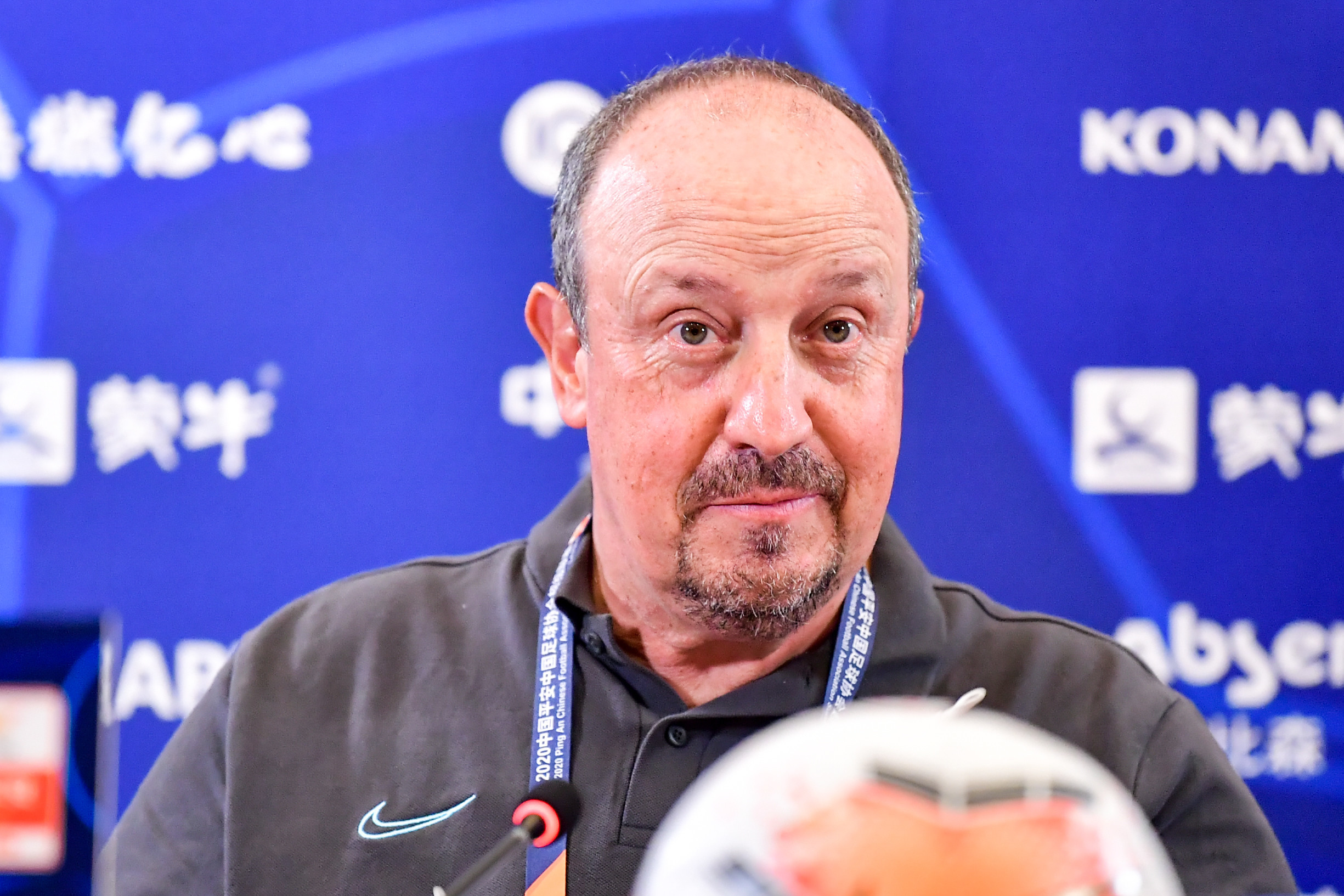 那不勒斯发布备战花絮，关键时刻临场应变，德国杯任务艰巨，年轻球员得到机会的简单介绍